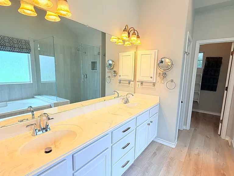 412 Shayla Ln — Photo 21