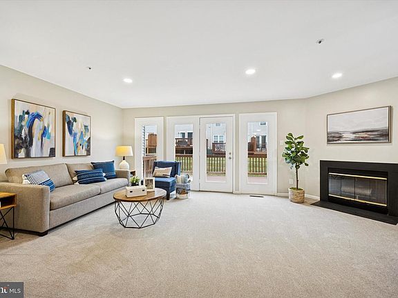 4th image of 1203 Durham Ct