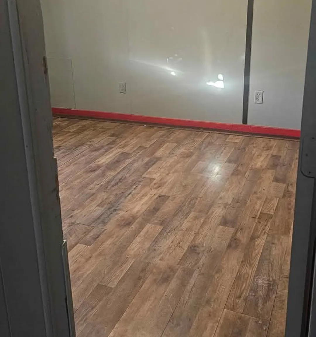 529 Sapphire St — Photo 3