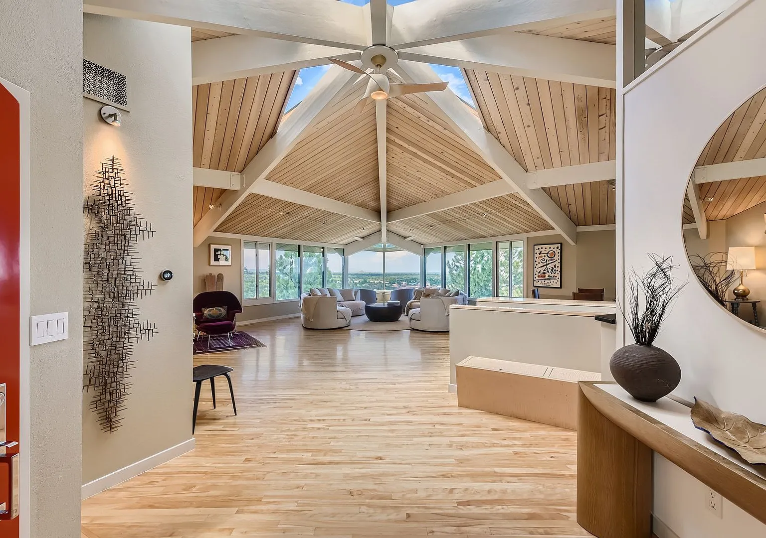 One of a Kind 3 BDR in west Boulder - Live in a Piece of Art — Photo 2