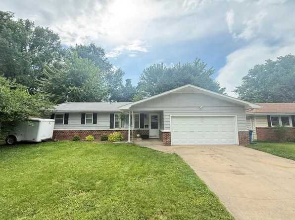 825 S Luster Ave, Springfield, MO 65802