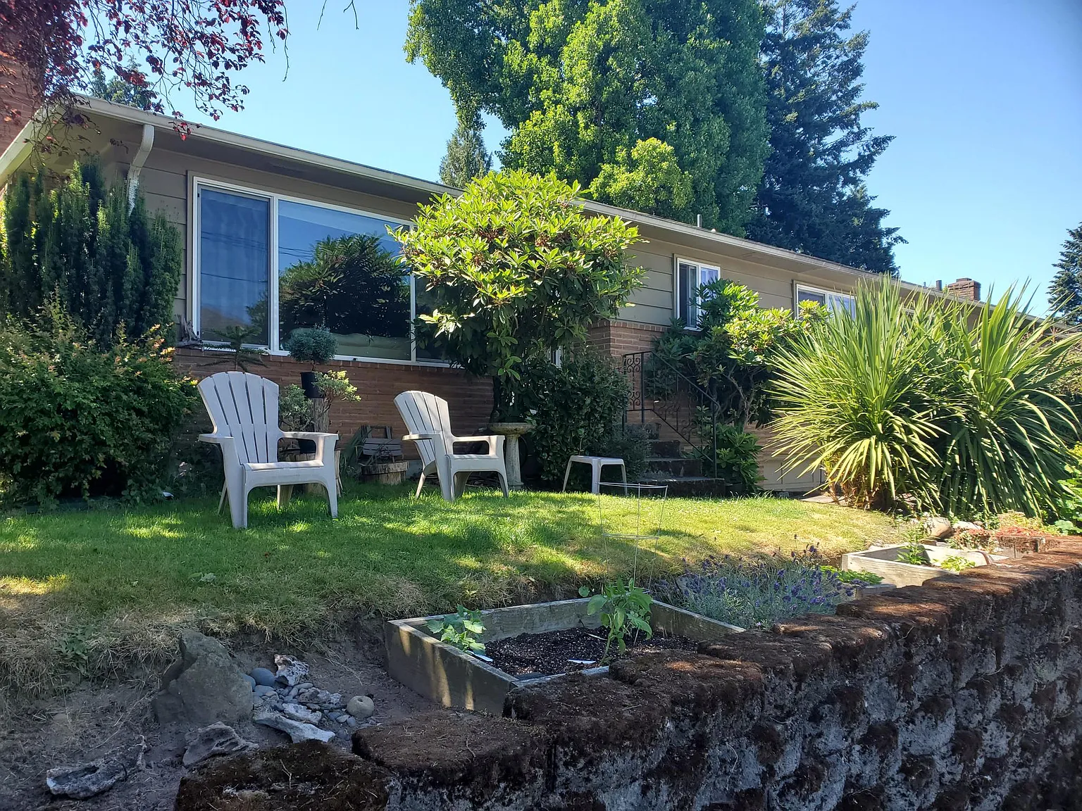 2 bed, 967 sqft, $975 — Photo 1