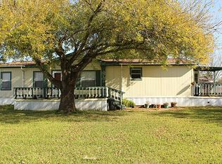 16613 Harkey Rd, Pearland, TX 77584