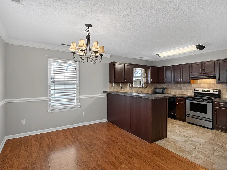 5113 Glenwood Way — Photo 19
