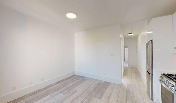 5th image of 3638 19th St #3640A