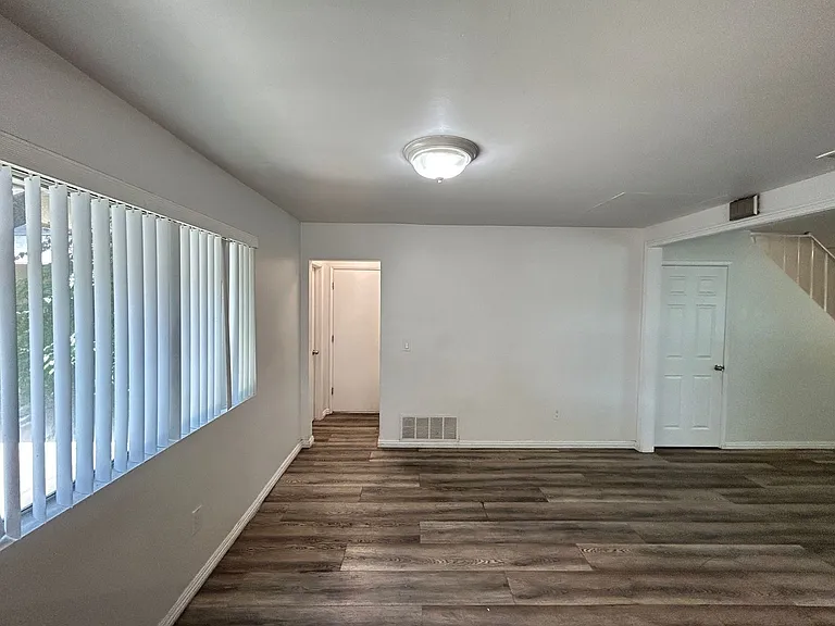 141 N Fonda St — Photo 13
