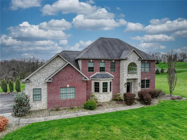 2003 Rivendell Dr, Claridge, PA 15623