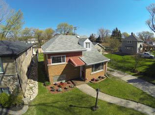 200 E Quincy St, Riverside, IL 60546