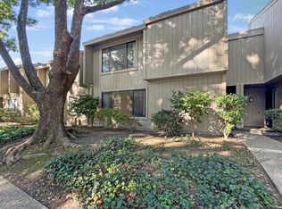 1061 Commons Dr, Sacramento, CA