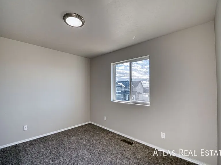 2711 W Balboa Dr — Photo 19