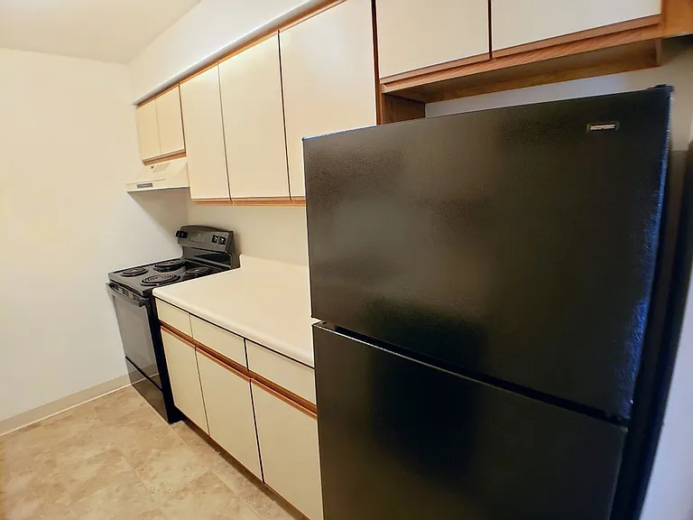 Orchard Village Apartments — Photo 126