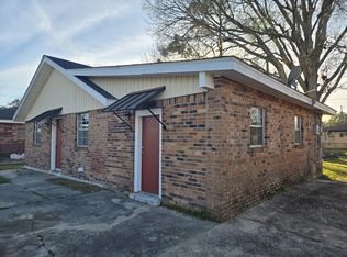 1332 S Barbier Ave, Thibodaux, LA 70301
