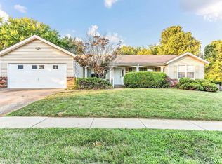 1022 Patience Dr, Florissant, MO 63034