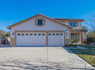 5891 Forest Oaks Pl, Fontana, CA 92336