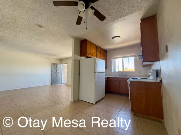 1325 Hemlock Ave, Imperial Beach, CA 91932