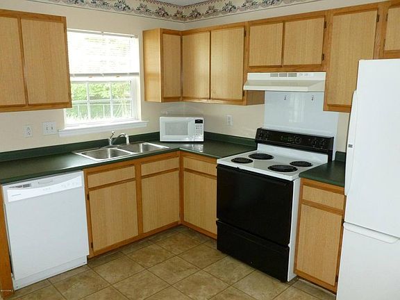 5th image of 1124 Pueblo Dr