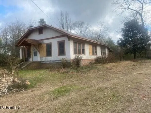 2829 N 5th Ave, Laurel, MS 39440