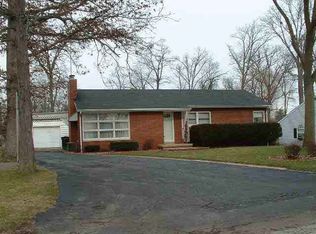 6804 E Picadilly Rd, Muncie, IN 47303