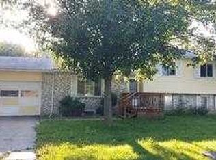 1117 Coolidge Rd, Lansing, MI 48912