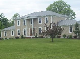 11 Arbor Rd, Campbell Hall, NY 10916