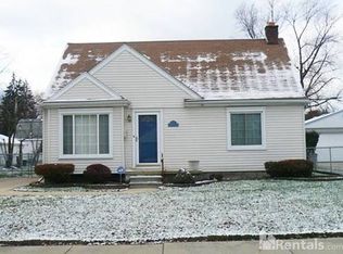 28771 Fairfax St, Southfield, MI 48076