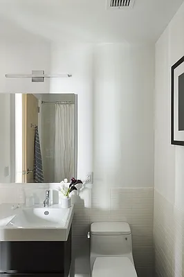 Rented by Two Trees | media 32