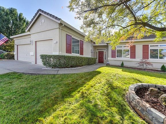 2nd image of 1156 Hawthorne Loop