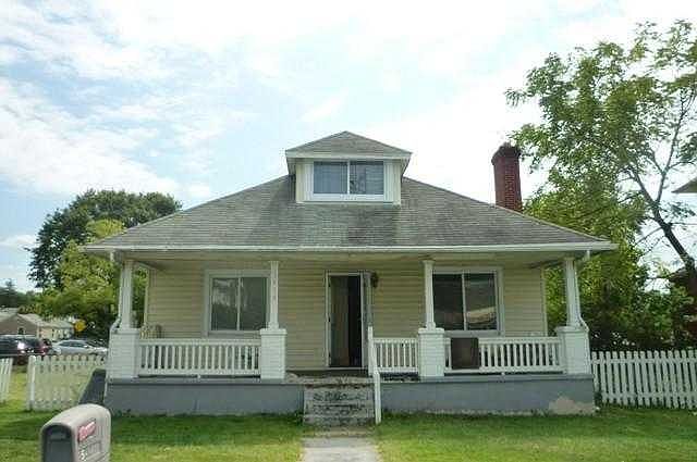 Front View of Home