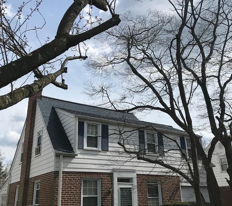 2nd image of 515 Covington Rd