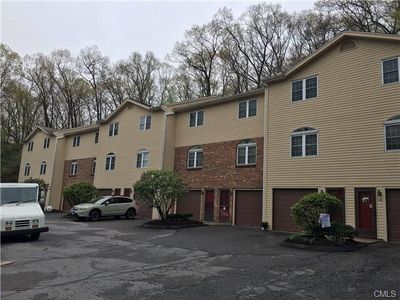142 Howe Ave #7, Shelton, CT, 06484