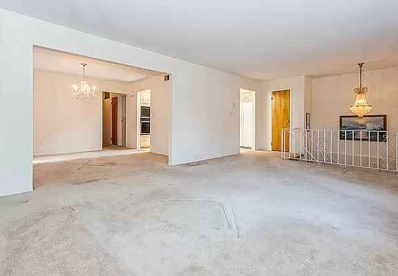3rd image of 56-19 Oceania St