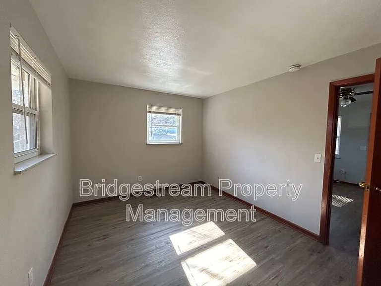 226 E Nottingham Rd #C — Photo 5