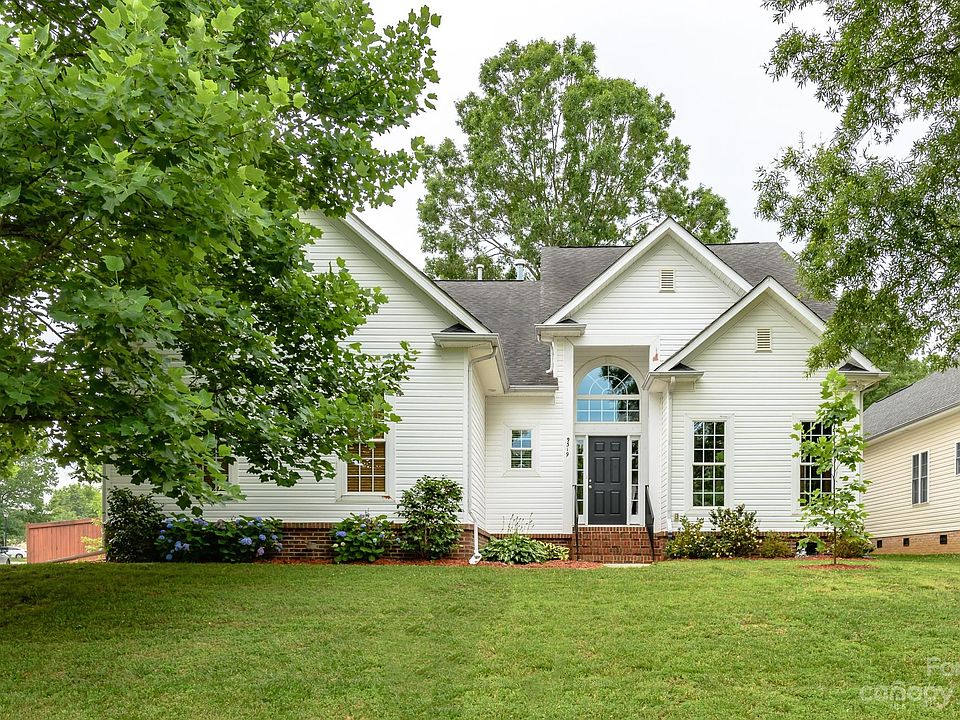 1st image of 9319 Arbor Creek Dr