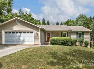 148 Meadow Lake Rd, Asheville, NC 28803