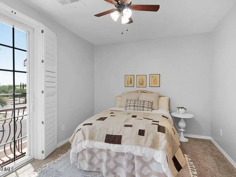 4590 E Waterman St — Photo 27
