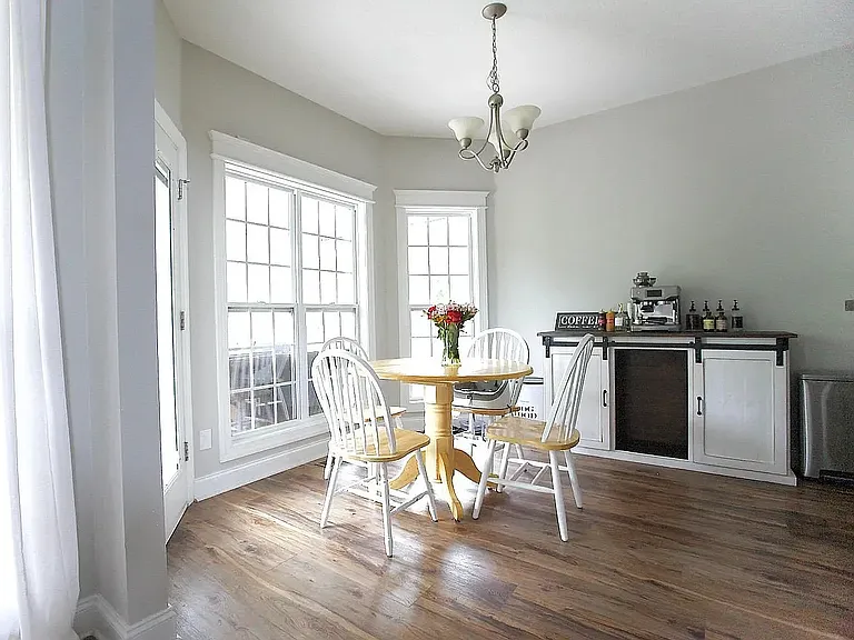 Casual dining space