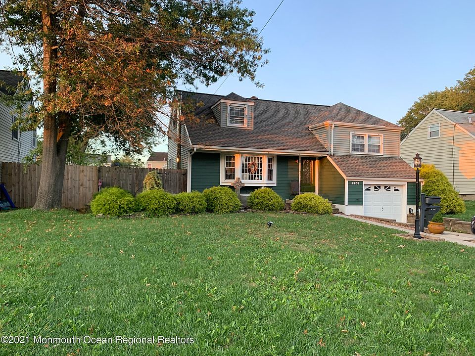 1st image of 4404 Nottingham Way