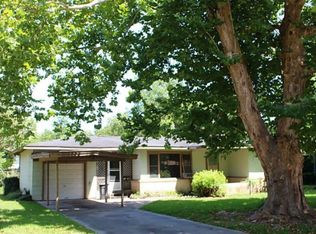 6719 W Bayou Dr, Hitchcock, TX 77563