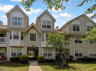 33 Loch Ln #33, Ledgewood, NJ 07852