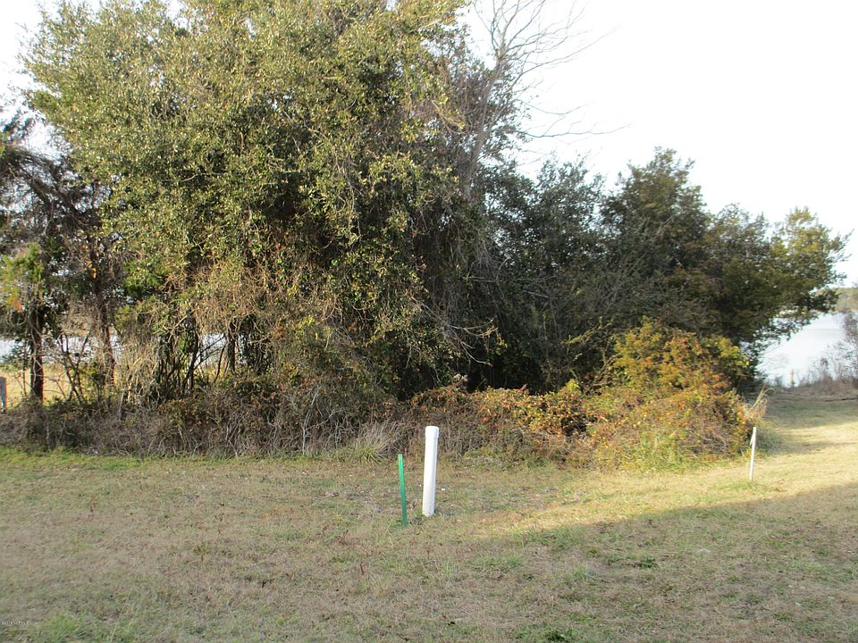 2nd image of 13d Avery Street