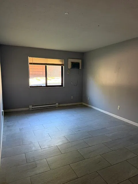 1 bed, $750 — Photo 2