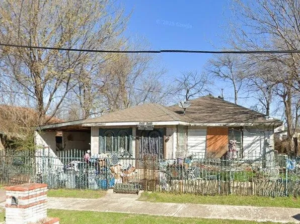 1727 Morris St, Dallas, TX 75212