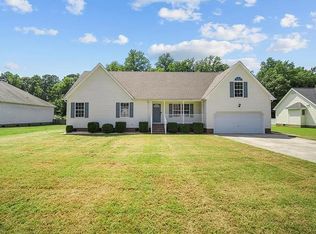 112 Brumsey Landing Dr, Moyock, NC 27958