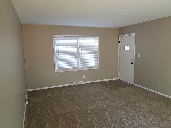 2nd image of 9630 Outlook St