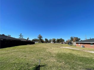 5204 Big Lake Rd, Lake Charles, LA 70605