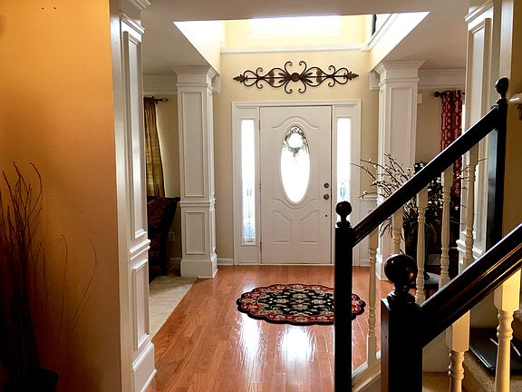 2 Story Grand Foyer