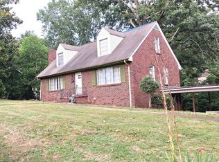 1032 Piedmont St, Florence, AL 35630