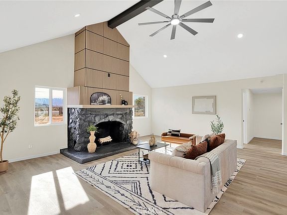 3rd image of 14344 Central Rd