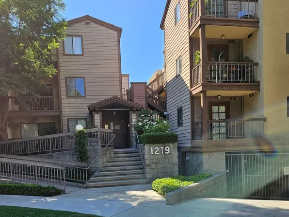 104 - 1219 N Columbus, 1219 N Columbus Ave APT 304, Glendale, CA 91202