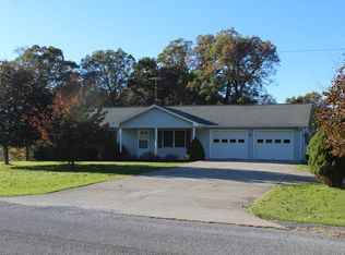 179 Old Mill Rd NE, Floyd, VA 24091